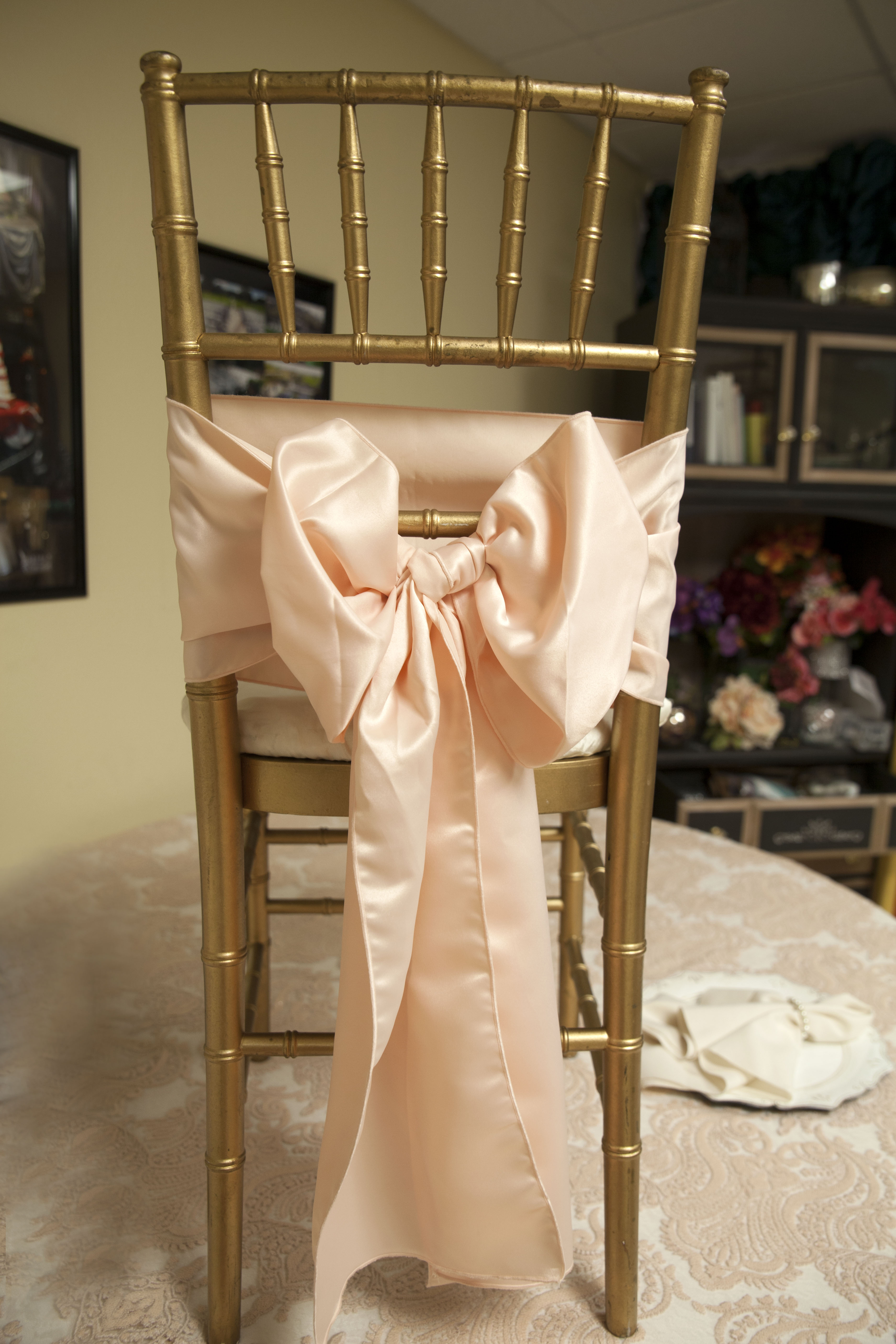 How2tie5 Southwick Linens Casey Green Weddings